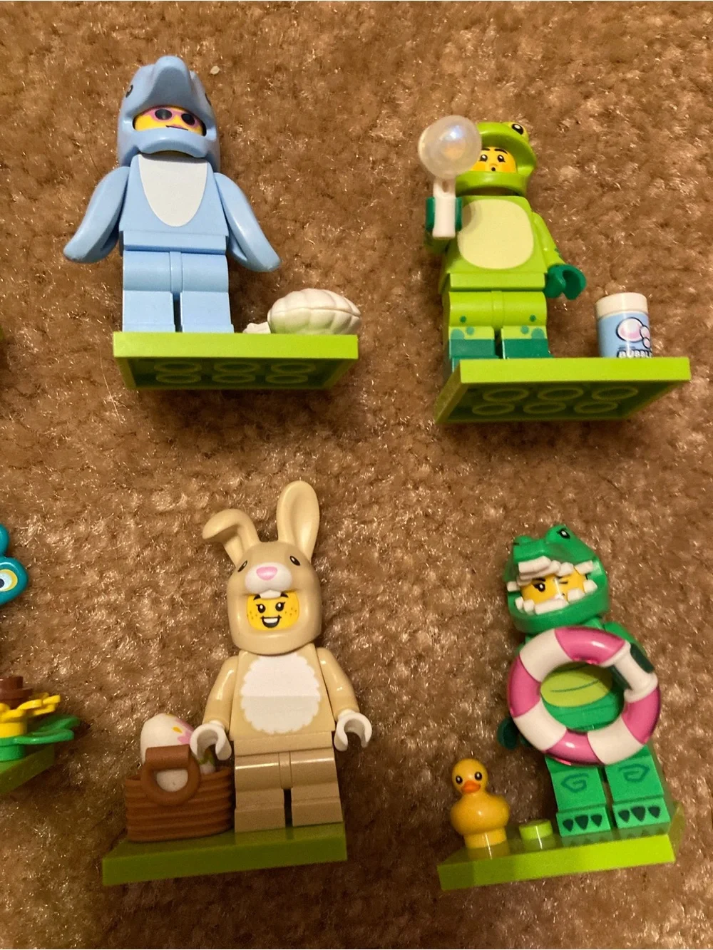 LEGO series 28 mini figures FULL SET